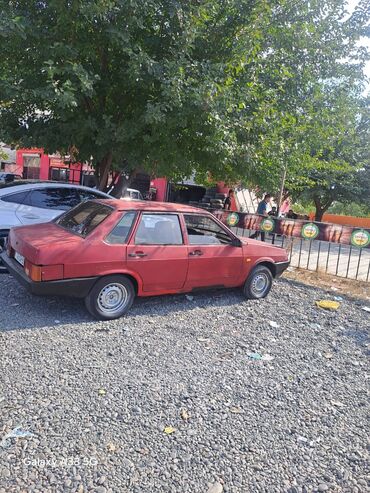 VAZ (LADA): VAZ (LADA) 21099: 1.6 l | 1991 il | 291378 km Sedan