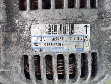 Генераторы: Генератор Daihatsu 1997 г., Б/у, Оригинал, Германия — 2