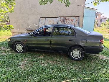 tayota funcargo: Toyota Carina: 1995 г., 1.6 л, Механика, Бензин, Седан — 2