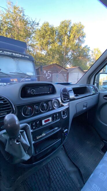 Mercedes-Benz: Mercedes-Benz Спринтер: 2006 г., 2.2 л, Механика, Дизель, Бус — 4