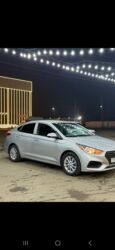 Hyundai: Hyundai Accent: 1.6 l | 2018 il Sedan — 4