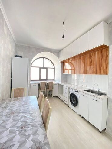 сдается 2 комнатная квартира ак орго: 2 комнаты, 50 м², Элитка, 10 этаж, Евроремонт