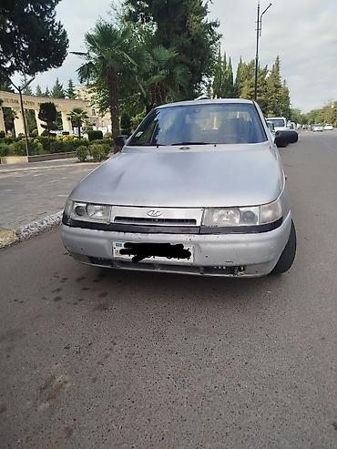 mercedes benz 208 d: Lada 110 (VAZ-2110) sedan - Kuzov: 4 qapılı sedan, gümüşü rəng - — 1