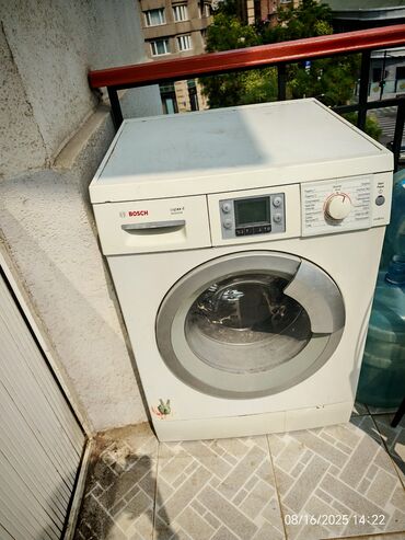 Paltaryuyan maşınlar: Paltaryuyan maşın Bosch, 8 kq, Avtomat, Qurutmasız, Kredit yoxdur