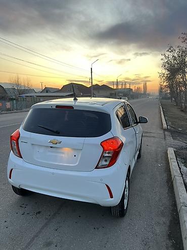 Chevrolet: Chevrolet Spark: 2019 г., 1 л, Вариатор, Бензин, Хэтчбэк — 4