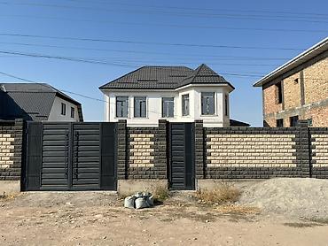 Продажа домов: 6 комнат и более, 200 м², 4 соток, Бишкек, Рухий Мурас ж/м Агентство недвижимости — 3