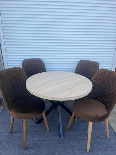 Setovi stolova i stolica: I. 12. Set sto fi 90 260e — 1