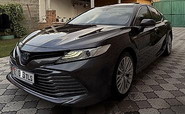 corolla 2018: Toyota Camry: 2019 г., 2.5 л, Автомат, Гибрид, Седан — 8