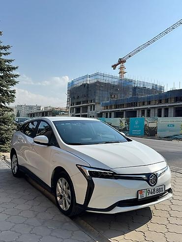 Buick: Buick : 2024 г., Электромобиль, Универсал — 2