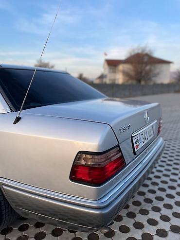 Mercedes-Benz: Mercedes-Benz W124: 1994 г., 3.2 л, Автомат, Бензин, Седан — 13