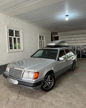 Mercedes-Benz: Mercedes-Benz 220: 1992 г., 2.2 л, Автомат, Бензин, Универсал