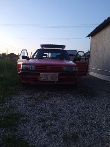 Nissan: Nissan Bluebird: 1989 г., 2 л, Механика, Бензин, Универсал