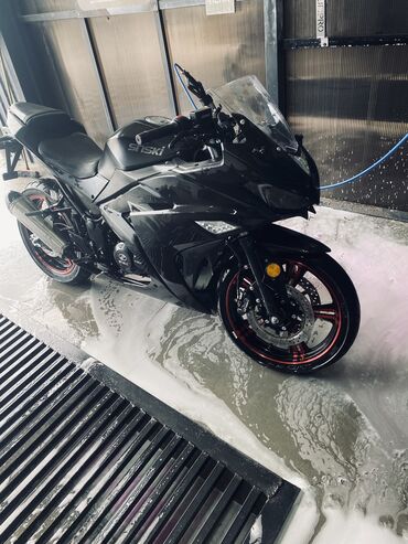 спортивные мотоциклы цены: Спортбайк Suzuki, 250 куб. см, Бензин