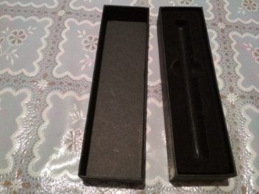 Hədiyyələr: Qələm qabı (qələmdan) Satılır. Heç bir problemi yoxdur. 100 %. Qiyməti — 9