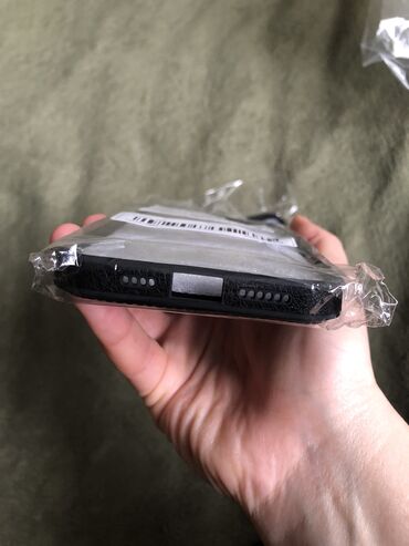 Kabrolar: Iphone 16 Pro Max üçün klasssik dizayna malik olan süni dəridən kobura — 15