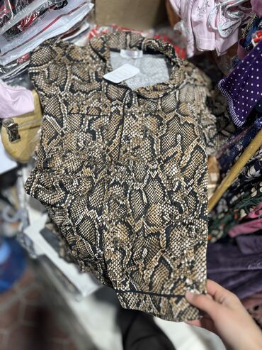 Пижамы: У вас только с длинными? Нет) У нас есть и пижамы с шортами на любой — 16