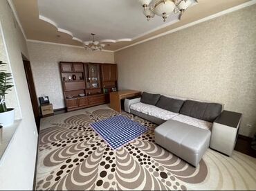 Продажа домов: Дом, 220 м², 9 комнат — 9