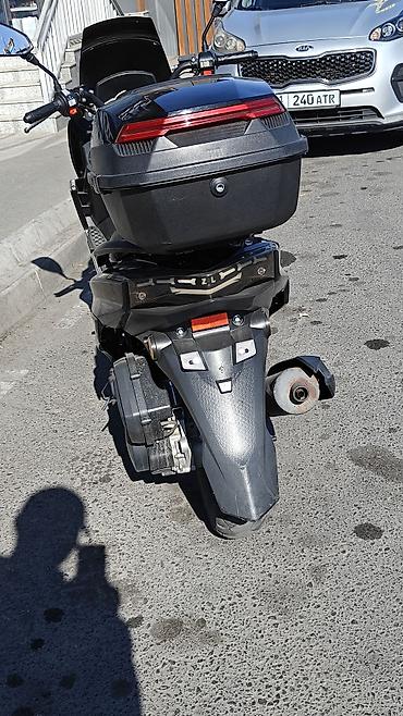 китайский мотоцикл 200 кубов алматы: В продаже Скутер Макси(Maxi) 150 куб состояние хорошее, в данный — 3