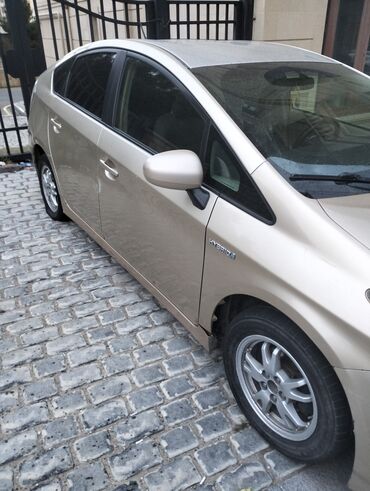 prius jbl: Toyota Prius: 1.8 l | 2009 il Sedan