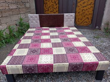 Pastel dəstləri: Təzə çarpayılar. 1 nəfərlik çarpayılar 60manat. 2 nəfərlik taxt — 22