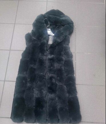 navigare jakne srbija: L (EU 40), M (EU 38), S (EU 36), Faux fur, color - Black