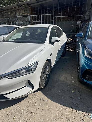 byd qin pro: BYD Qin: 2022 г., Автомат, Электромобиль, Седан — 2