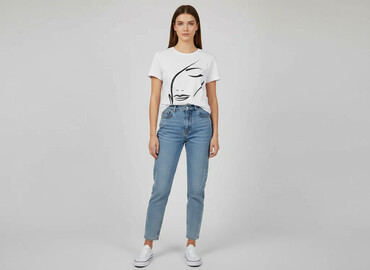 Women`s T-shirt, size L