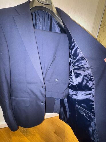 Рубашки: Kişi kostyum dəsti - Rəng: tünd göy (navy) - Dəst: 2 parça – pencək