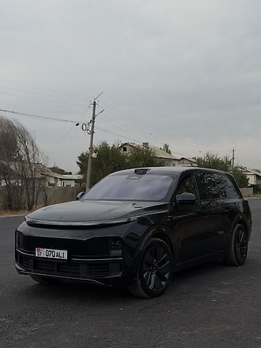 Lixiang L9: 2023 г., 1.5 л, Автомат, Электромобиль, Кроссовер