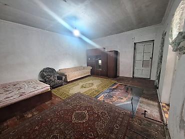 kiraye ev xrdalan: Mərdəkan qəsəbəsində, stansiyaya piyada 5dəq.lik məsafədə, 3 sotun — 3