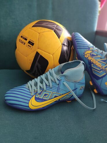 o bag torbe cena: Football boots, Nike, size - 32