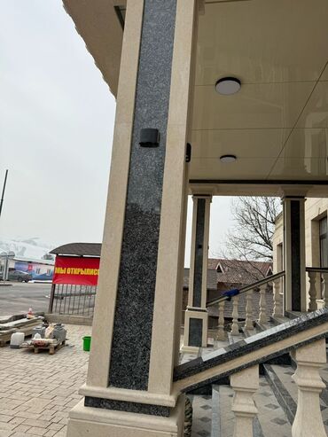 Фасадные гранитные плитки: Плиты из гранита оптом и в розницу для облицовки фасадов, ступеней или — 21