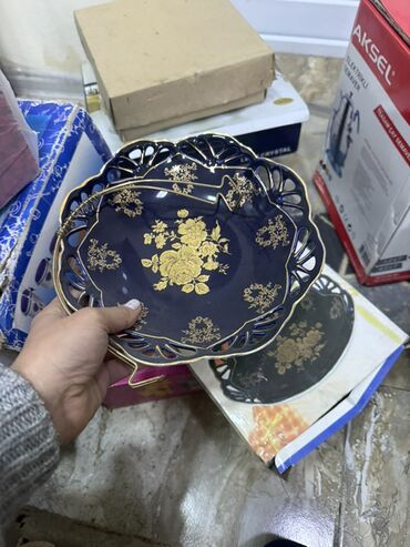 Digər dəstlər və servizlər: Məişət və servis üçün dekorativ və mətbəx dəsti - Qırmızı bəzəkli — 7