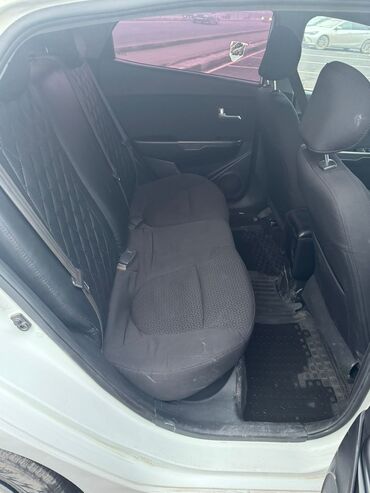 Kia: Kia Rio: 2015 г., 1.6 л, Типтроник, Бензин, Седан — 6