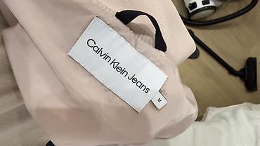 herbi geyim: Calvin Klein, M — 3
