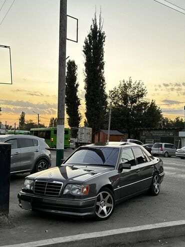 купить двигатель в бишкеке: Mercedes-Benz W124: 1993 г., 3.2 л, Автомат, Бензин, Седан