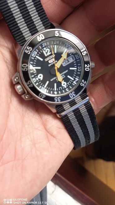 Digər: Seiko 5 Atlas 200 metr suya zərbəyə davamlı Avtomatik qolda qurulan