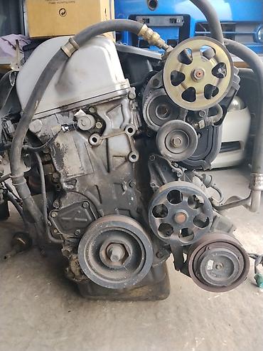 Двигатель Honda i‑VTEC DOHC (рядная «четвёрка») в сборе