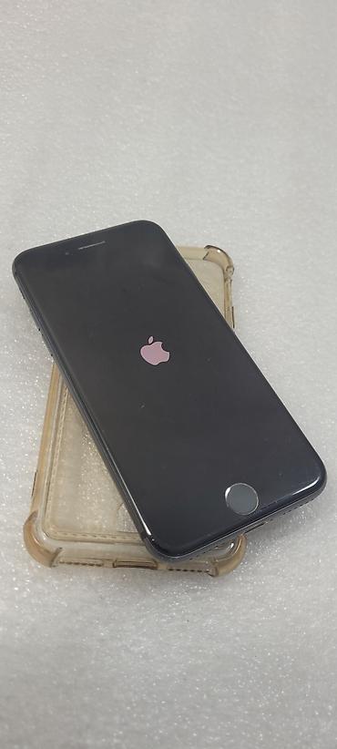 Apple iPhone: IPhone 8, Б/у, 64 ГБ, Черный, Чехол, 70 % — 2