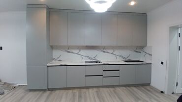 кухонные угалок бу: Современный кухонный гарнитур в стиле минимализм - Прямая линейная