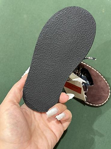 Uşaq dünyası: Uşaq ayaqqabısı – Zara marka - Model: Bağlama ipləri olan — 5