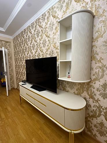 Digər mebel: ShirinTv stend ust skafla birlikde 310 Azn. Armada mebelden 950 Azn — 1