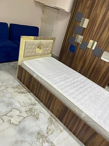 ev ucun dekor: İşlənmiş, Təknəfərlik çarpayı, Bazalı, Matras ilə, Siyirməsiz, Azərbaycan — 2