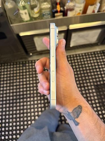 iphon 14 pro: IPhone 14 Pro, 128 GB — 4