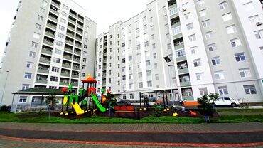 agdasda satilan evler: Hövsan qəs., 3 otaqlı, Yeni tikili, m. 28 may, 77 kv. m