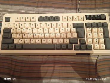 apple magic: Клавиатура, Механическая, Проводное подключение, Размер: 100% — 1