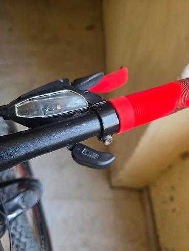 yesebet: BMX GTM tipli dağ velosipedi. Qara-qırmızı rəng kombinasiyasında — 5
