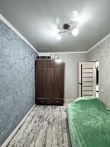 Продажа квартир: 3 комнаты, 60 м² — 12