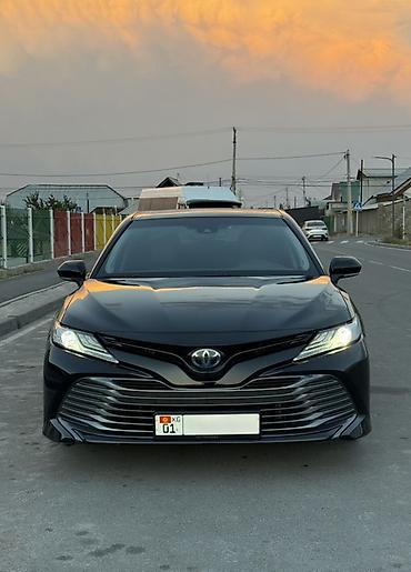 camr: Toyota Camry: 2019 г., 2.5 л, Вариатор, Гибрид, Седан — 1