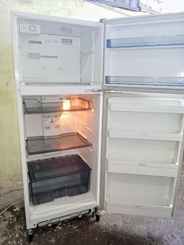 iş elanları 2021 gence: 2 двери Холодильник Продажа, цвет - Белый